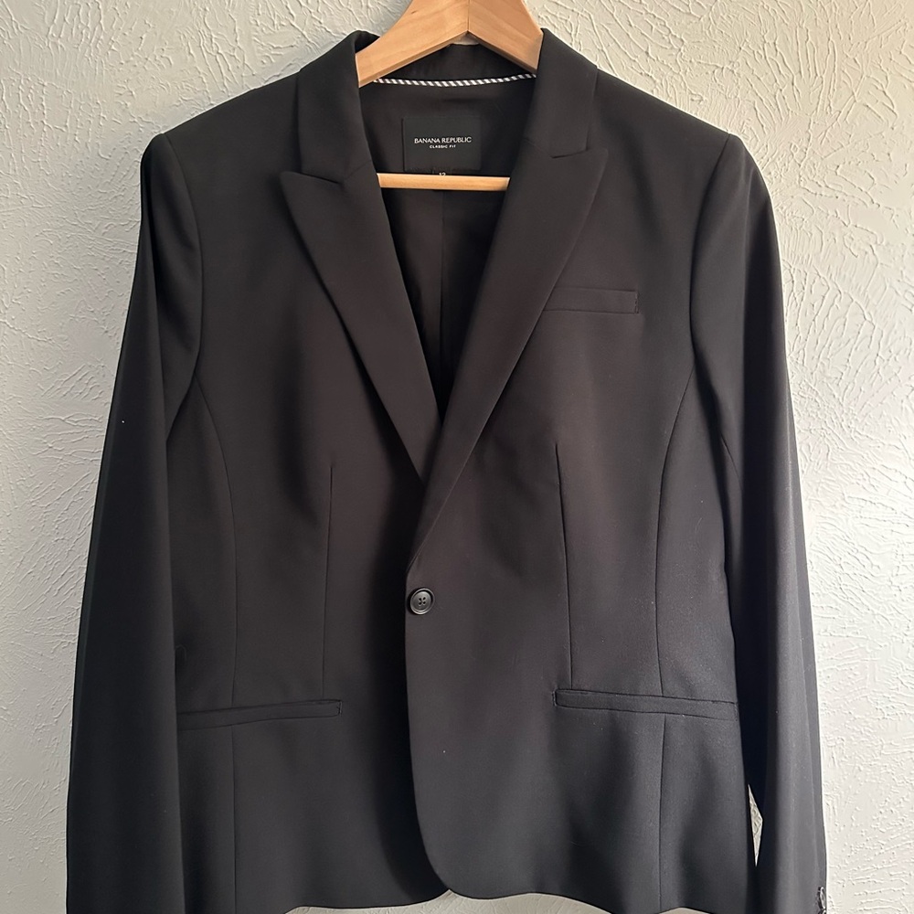 Banana Republic Classic Fit Italian Wool Blazer, Size 12